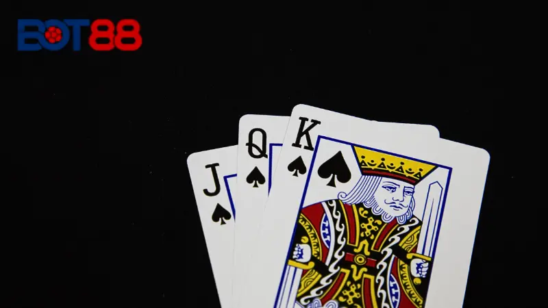 Hiểu thuật ngữ cơ bản để chơi Liêng thuận lợi